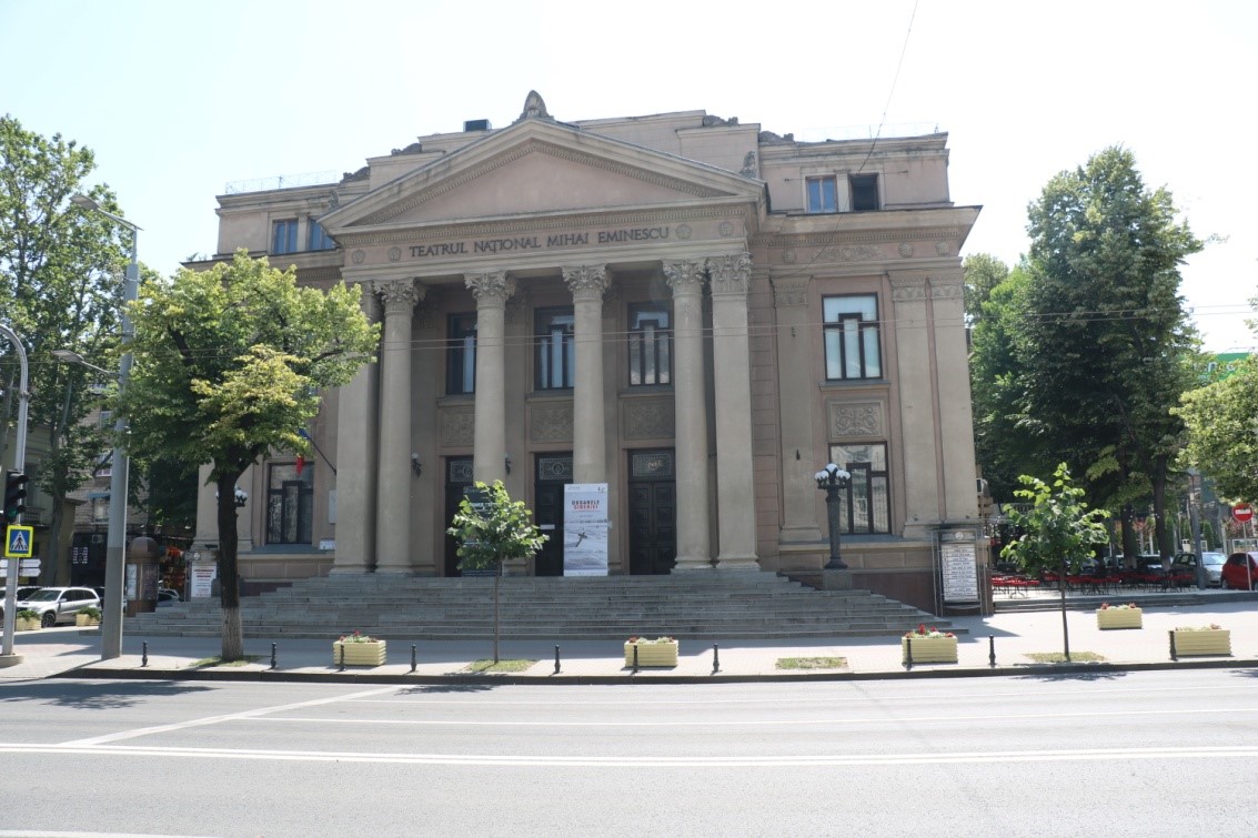 "Teatrul Național „Mihai Eminescu” din Chișinău"